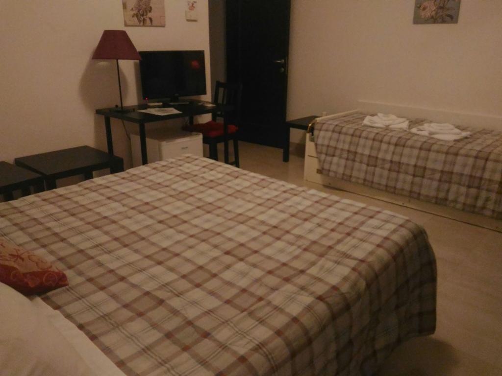 Domus Taranto Unica Sede Hotel Стая снимка