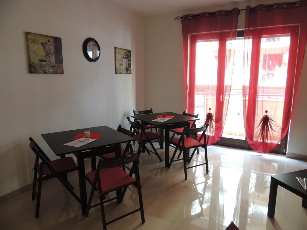 Domus Taranto Unica Sede Hotel Екстериор снимка